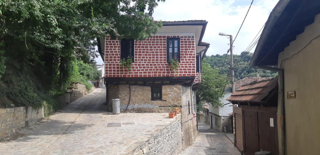 The Red Konak Veliko Tarnovo Exterior foto