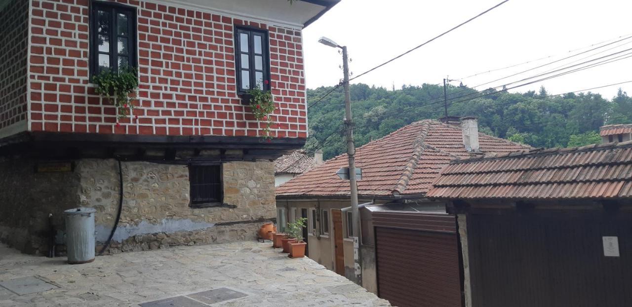 The Red Konak Veliko Tarnovo Exterior foto