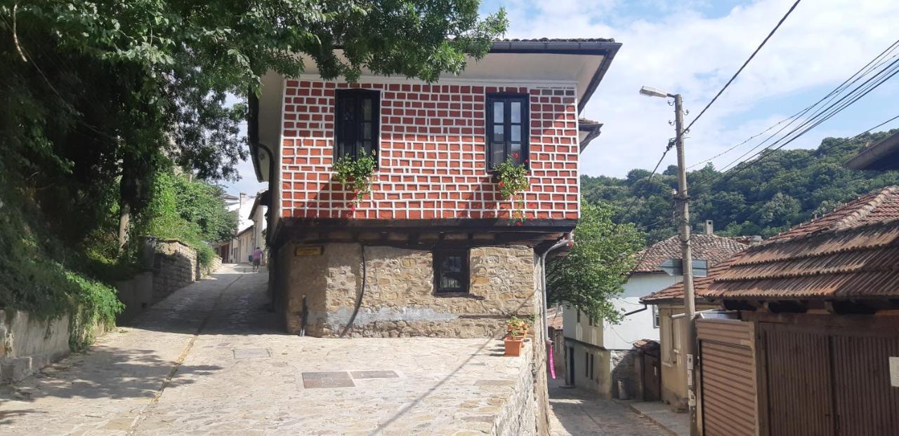 The Red Konak Veliko Tarnovo Exterior foto