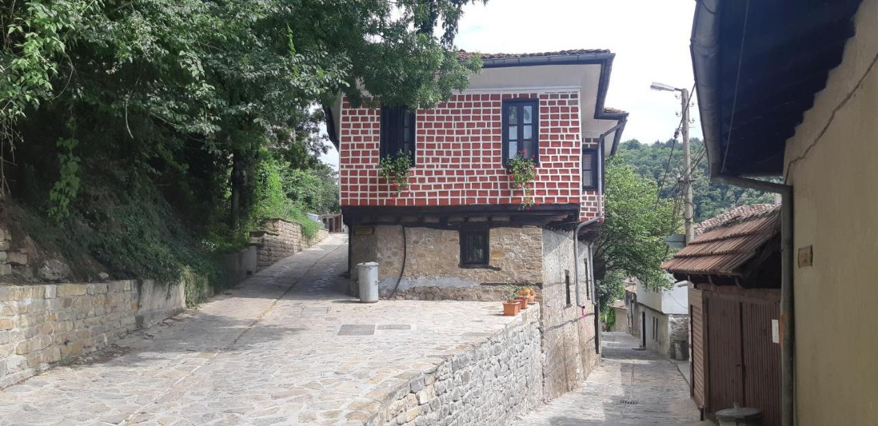The Red Konak Veliko Tarnovo Exterior foto